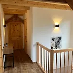 Landgut Pfauenhof - Landleben Geniessen Auf Dem Bio-reiterhof In Der Vulkaneifel * Utzerath
