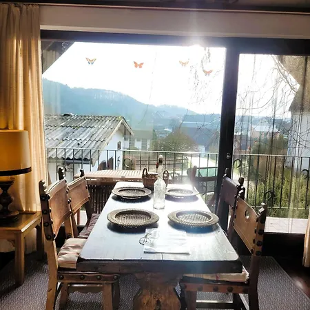 Landgut Pfauenhof - Landleben Geniessen Auf Dem Bio-reiterhof In Der Vulkaneifel Utzerath