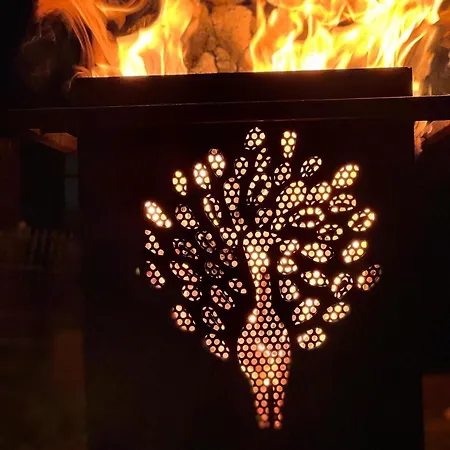 Landgut Pfauenhof - Landleben Geniessen Auf Dem Bio-reiterhof In Der Vulkaneifel Lantgård *