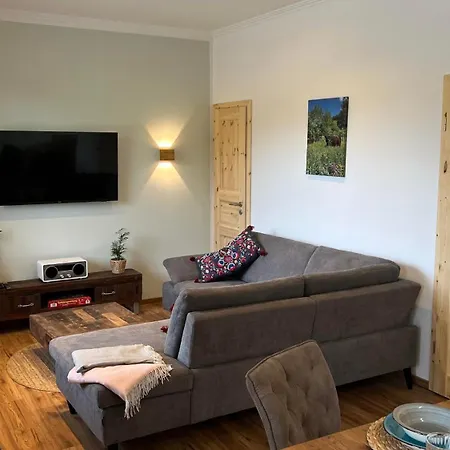 Farm stay Landgut Pfauenhof - Landleben Geniessen Auf Dem Bio-reiterhof In Der Vulkaneifel *