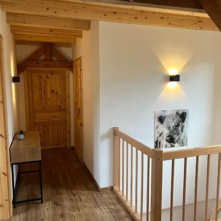 Landgut Pfauenhof - Landleben Genießen Auf Dem Bio-reiterhof In Der Vulkaneifel * Utzerath