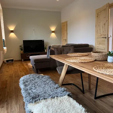 Lantgård Landgut Pfauenhof - Landleben Geniessen Auf Dem Bio-reiterhof In Der Vulkaneifel