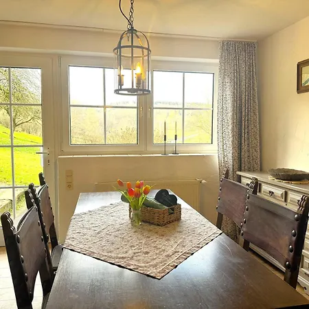 Landgut Pfauenhof - Landleben Geniessen Auf Dem Bio-reiterhof In Der Vulkaneifel ファームステイ