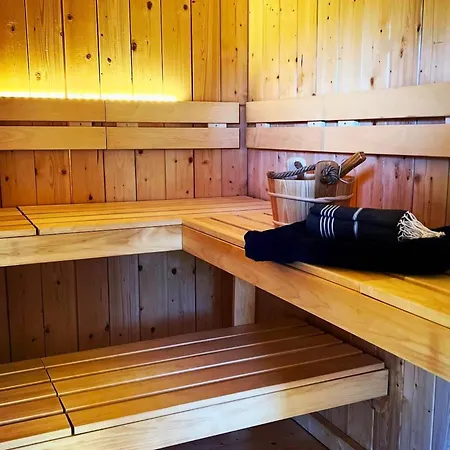 Farm stay Landgut Pfauenhof - Landleben Geniessen Auf Dem Bio-reiterhof In Der Vulkaneifel *