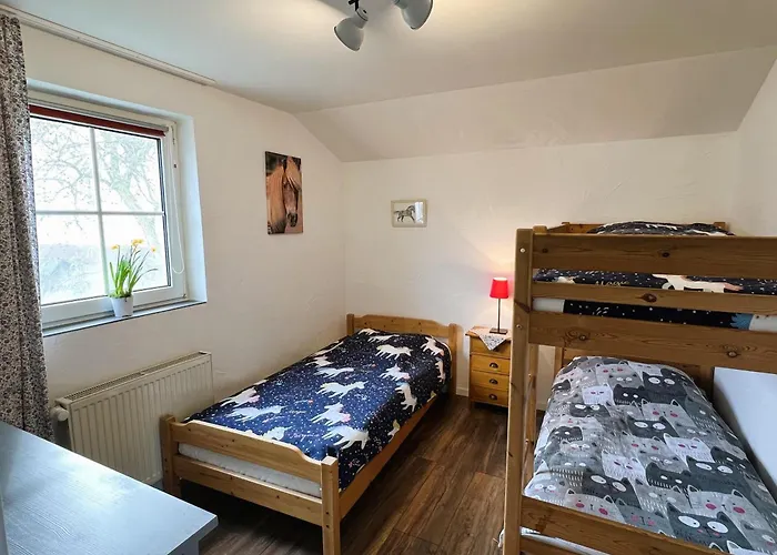 בית חווה Landgut Pfauenhof - Landleben Geniessen Auf Dem Bio-reiterhof In Der Vulkaneifel Utzerath