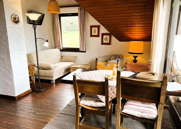 Landgut Pfauenhof - Landleben Geniessen Auf Dem Bio-reiterhof In Der Vulkaneifel בית חווה Utzerath