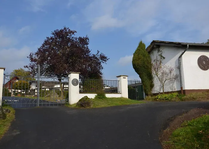 בית חווה Landgut Pfauenhof - Landleben Geniessen Auf Dem Bio-reiterhof In Der Vulkaneifel