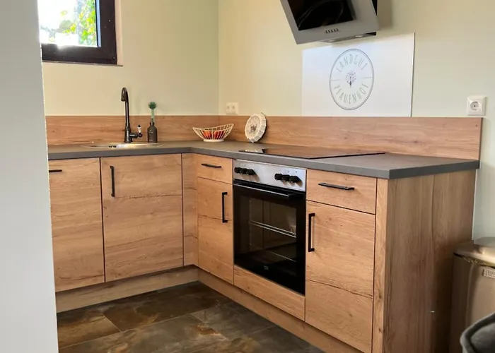 בית חווה Landgut Pfauenhof - Landleben Geniessen Auf Dem Bio-reiterhof In Der Vulkaneifel *