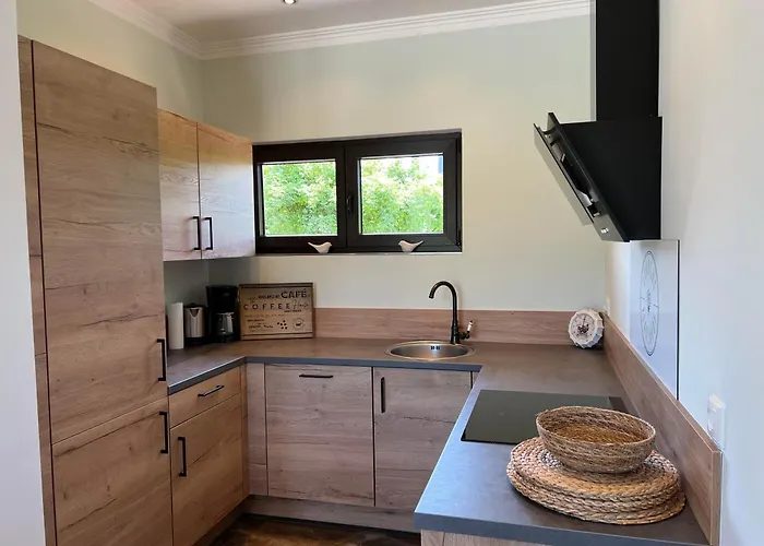 Landgut Pfauenhof - Landleben Geniessen Auf Dem Bio-reiterhof In Der Vulkaneifel