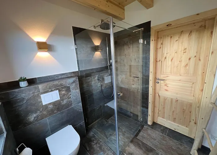 Landgut Pfauenhof - Landleben Geniessen Auf Dem Bio-reiterhof In Der Vulkaneifel *