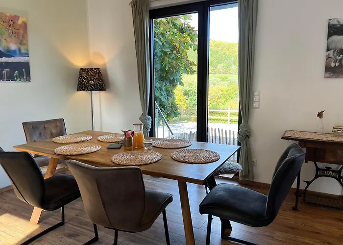 Landgut Pfauenhof - Landleben Geniessen Auf Dem Bio-reiterhof In Der Vulkaneifel Utzerath